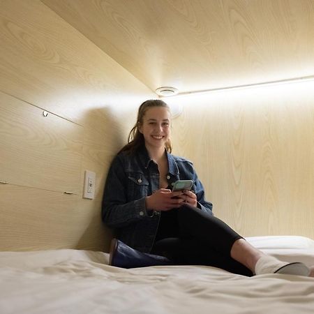 Panda Pod Hotel Ричмонд Экстерьер фото